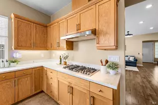 624 Emerald Hills Cir, Fairfield, CA 94533 - Photo 23