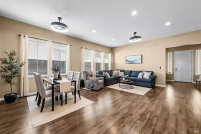 624 Emerald Hills Circle, Fairfield, CA 94533 - Photo 9