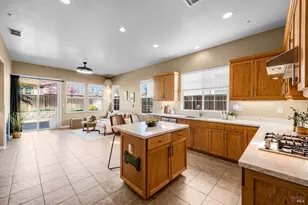 624 Emerald Hills Cir, Fairfield, CA 94533 - Photo 29