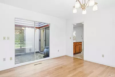 8886 Oakmont Drive, Santa Rosa, CA 95409 - Photo 19