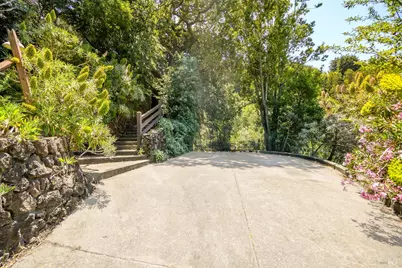 21 Red Rock Way, San Rafael, CA 94903 - Photo 31