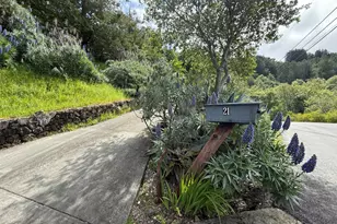 21 Red Rock Way, San Rafael, CA 94903 - Photo 37