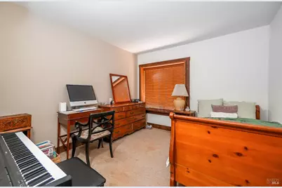 21 Red Rock Way, San Rafael, CA 94903 - Photo 19