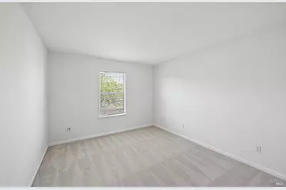 231 Roundhill Court, Vacaville, CA 95687 - Photo 33