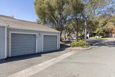 1452 Townview Avenue, Santa Rosa, CA 95405 - Photo 31