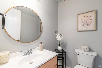 1452 Townview Avenue, Santa Rosa, CA 95405 - Photo 7