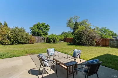 244 Woodhill Drive, Redding, CA 96003 - Photo 5