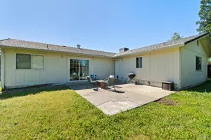 244 Woodhill Dr, Redding, CA 96003 - Photo 35
