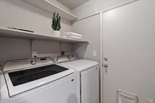 244 Woodhill Dr, Redding, CA 96003 - Photo 23