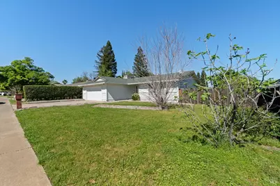 244 Woodhill Drive, Redding, CA 96003 - Photo 39