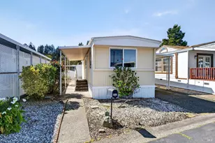 117 Oakwood Ln, Santa Rosa, CA 95409 - Photo 17