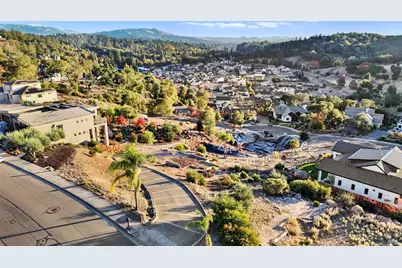 3640 Crown Hill Drive, Santa Rosa, CA 95404 - Photo 3