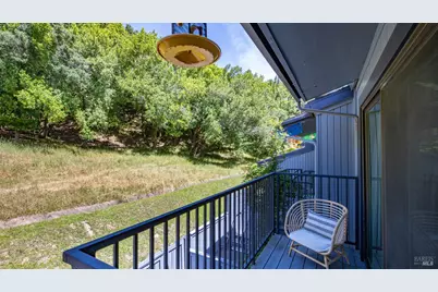 8 Ace Court, Fairfax, CA 94930 - Photo 11