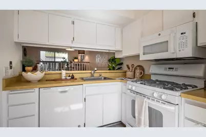 8 Ace Court, Fairfax, CA 94930 - Photo 9
