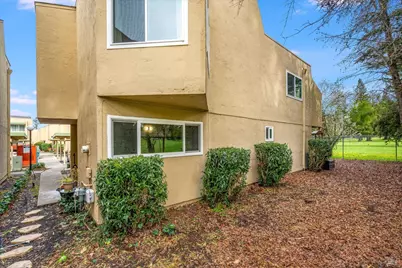 3098 Yulupa Avenue, Santa Rosa, CA 95405 - Photo 39