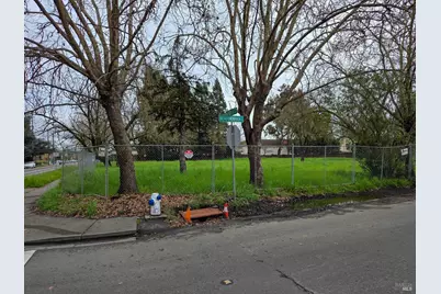 1650 W Steele Lane, Santa Rosa, CA 95403 - Photo 3