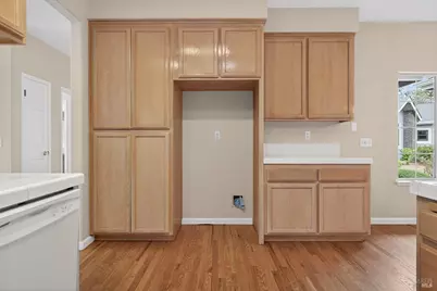 6745 Wintergreen Court, Santa Rosa, CA 95409 - Photo 9