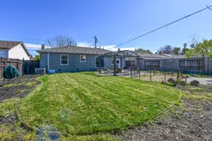 2461 Pacific St, Napa, CA 94558 - Photo 21
