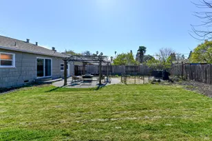 2461 Pacific St, Napa, CA 94558 - Photo 25