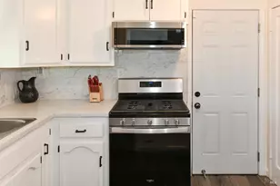 2461 Pacific St, Napa, CA 94558 - Photo 13