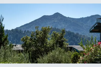 70 Essex Street, San Anselmo, CA 94960 - Photo 11