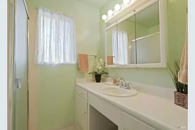 724 E Atlantic Avenue, Fairfield, CA 94533 - Photo 27