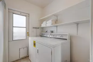 166 7 Flags Cir, Sonoma, CA 95476 - Photo 35