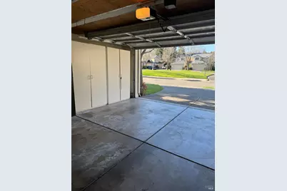 1005 SE Woodlake Drive, Santa Rosa, CA 95405 - Photo 25