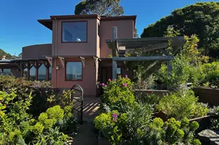 435 Tremont Ave, Point Richmond, CA 94801 - Photo 1