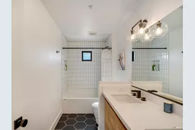 100 S Newport Drive, Napa, CA 94559 - Photo 23