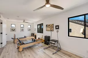 100 S Newport Dr, Napa, CA 94559 - Photo 23