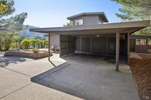 33 Arcangel Ct, Fairfax, CA 94930 - Photo 31