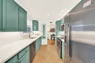 1308 Empire St, Fairfield, CA 94533 - Photo 33