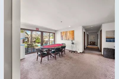 8 Circle Road, San Rafael, CA 94903 - Photo 17