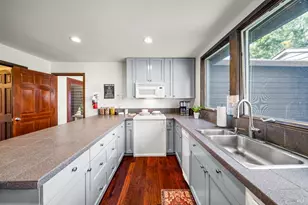 8 Circle Rd, San Rafael, CA 94903 - Photo 15