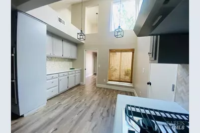 1315 Pinewood Court, Dixon, CA 95620 - Photo 5