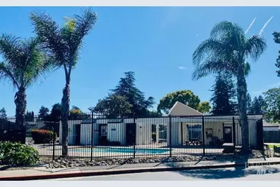 1315 Pinewood Court, Dixon, CA 95620 - Photo 17