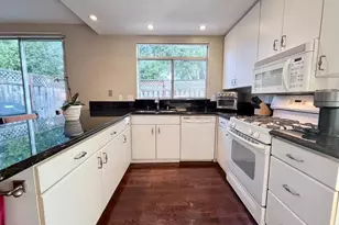 13 Heron Ct, San Rafael, CA 94901 - Photo 7