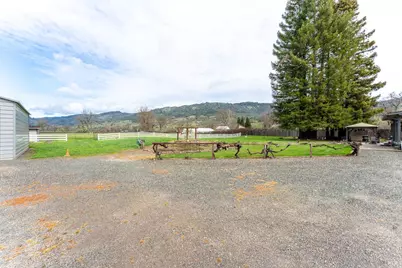 10450 Main Street, Potter Valley, CA 95469 - Photo 29