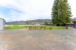 10450 Main St, Potter Valley, CA 95469 - Photo 29