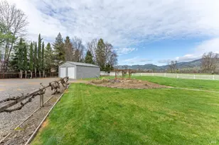 10450 Main St, Potter Valley, CA 95469 - Photo 27