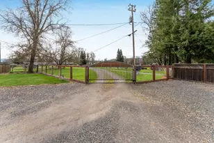 10450 Main St, Potter Valley, CA 95469 - Photo 31