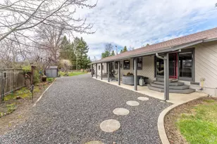 10450 Main St, Potter Valley, CA 95469 - Photo 29