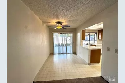 343 Portsmouth Avenue, Vacaville, CA 95687 - Photo 7