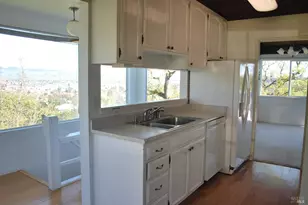 24 La Cresta Dr, Petaluma, CA 94952 - Photo 15