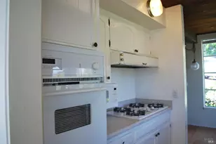 24 La Cresta Dr, Petaluma, CA 94952 - Photo 17