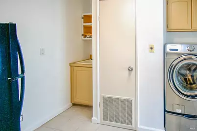 1038 Capewood Lane, Windsor, CA 95492 - Photo 13