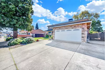 116 Alturas Court, Vacaville, CA 95688 - Photo 3