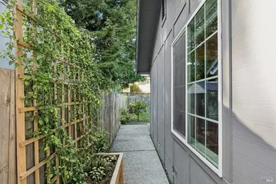 731 5th Street, Sonoma, CA 95476 - Photo 31