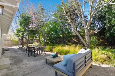 758 Pueblo Avenue, Napa, CA 94558 - Photo 29